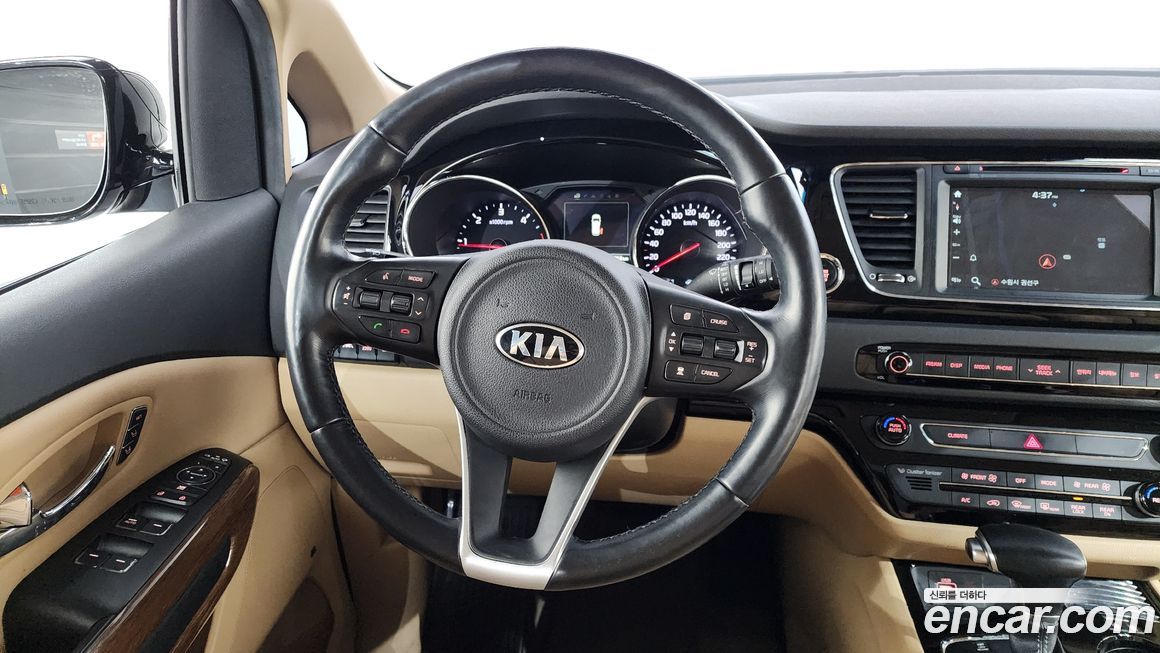 Kia Canival 2018