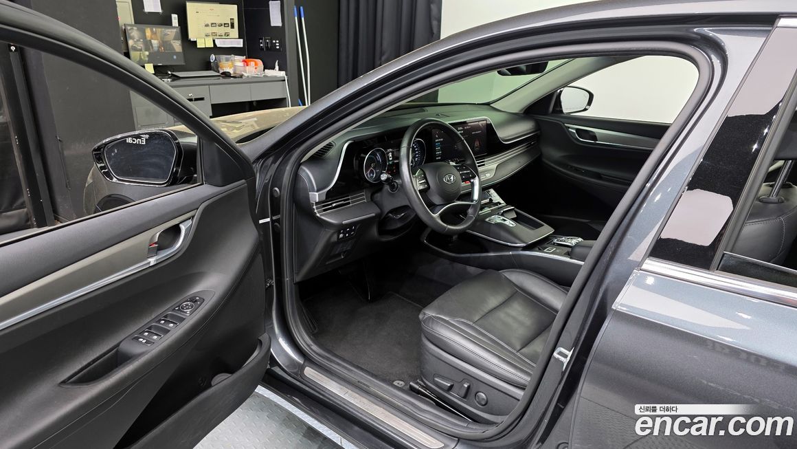 Hyundai Grandeur 2021