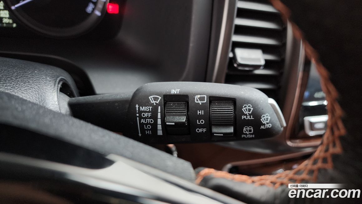 KG_Mobility_Ssangyong Rexton 2020