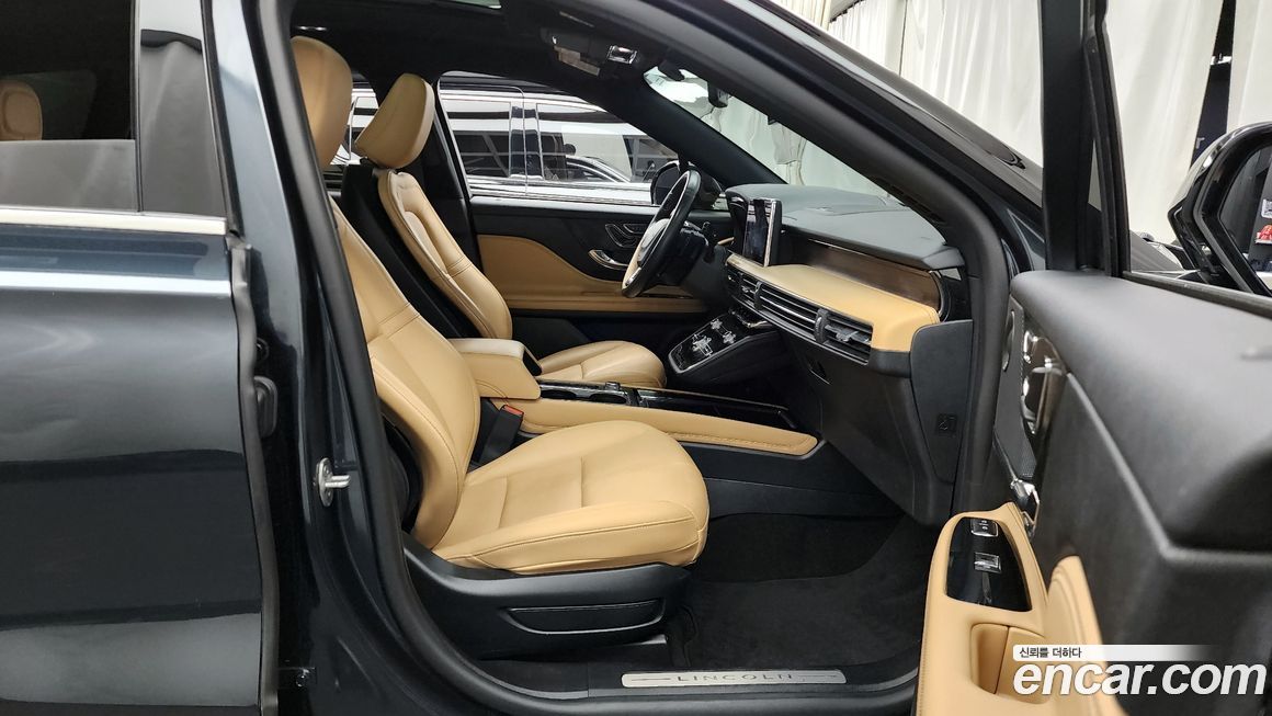 Lincoln Corsair 2021