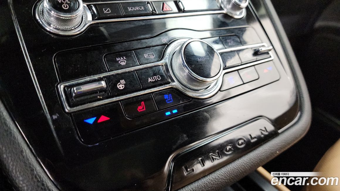 Lincoln Corsair 2021