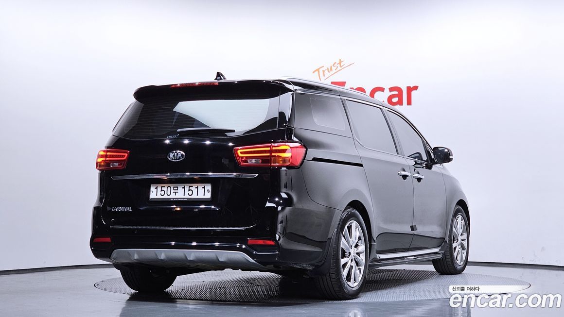 Kia Canival 2020