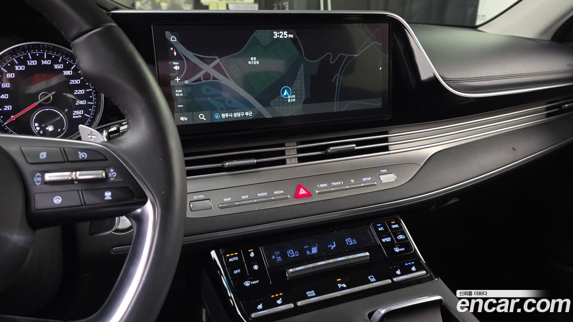 Hyundai Grandeur 2021