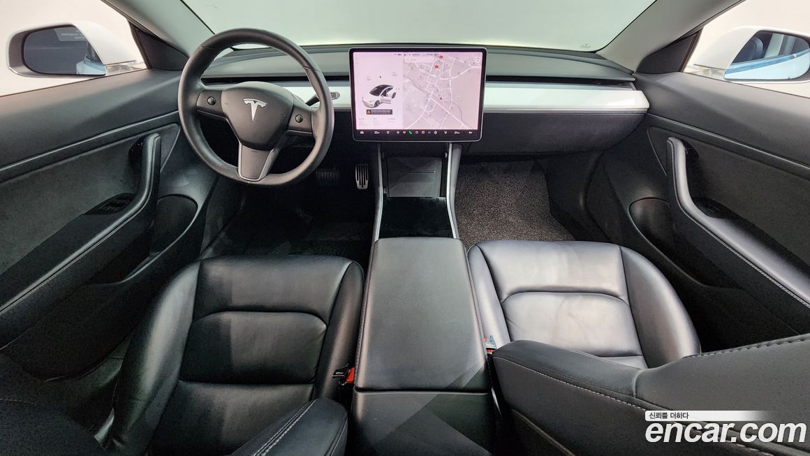 Tesla Model 3 2020