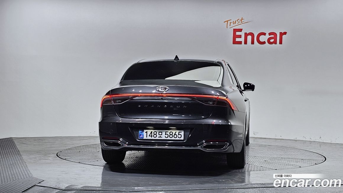 Hyundai Grandeur 2022