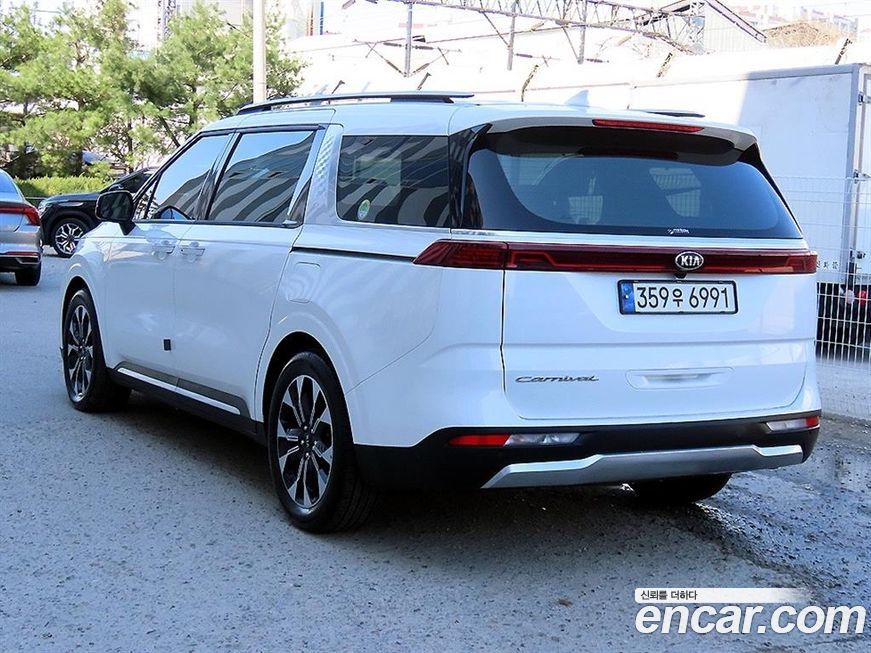 Kia Canival 2021