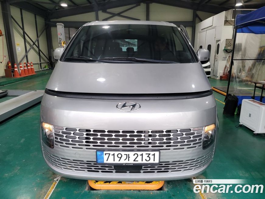 Hyundai Staria 2024