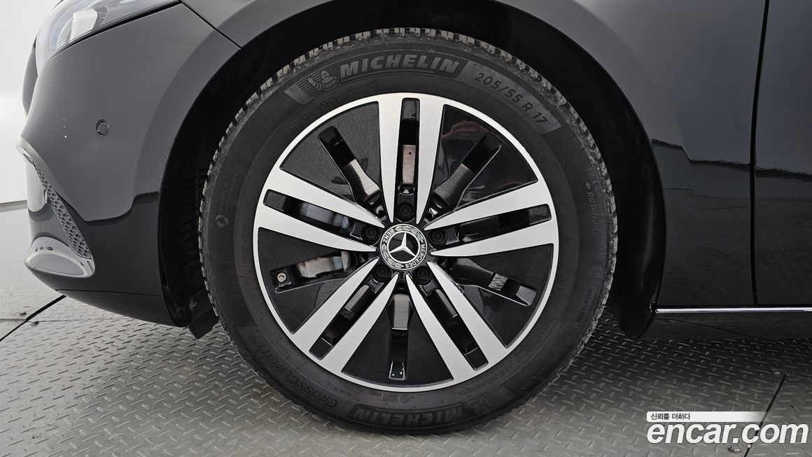 Mercedes-Benz A-Class 2021