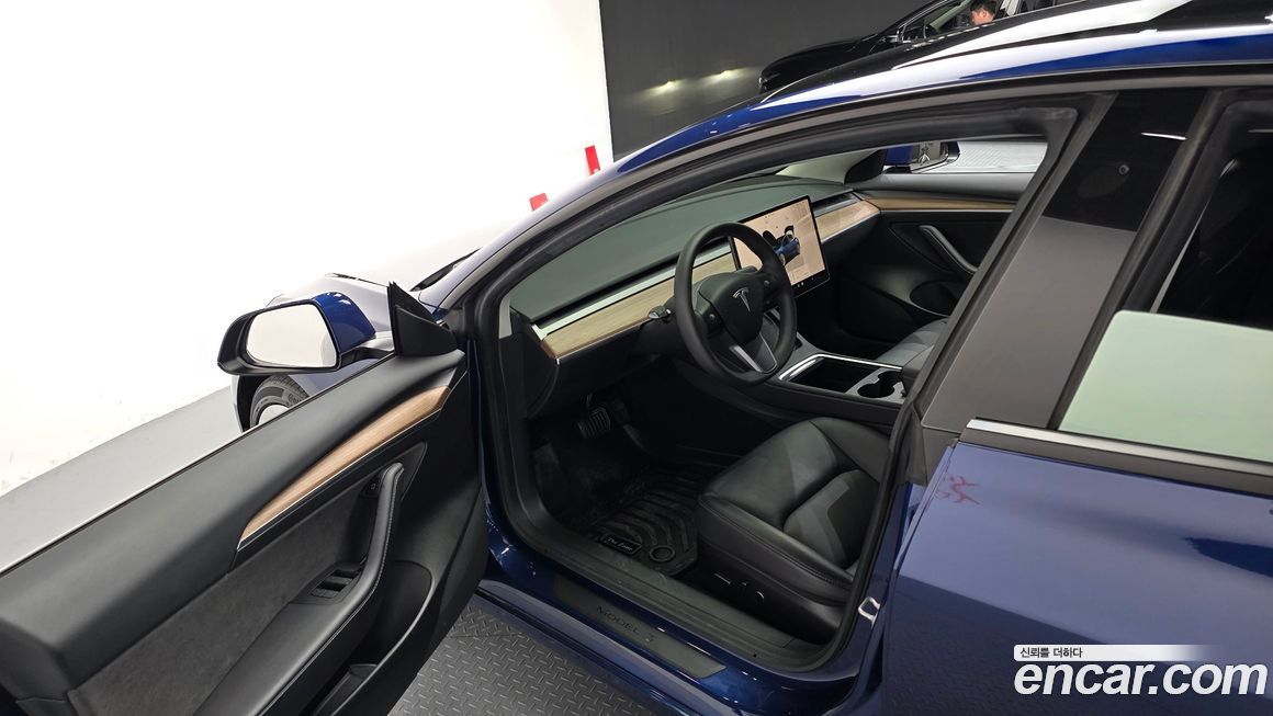 Tesla Model 3 2022