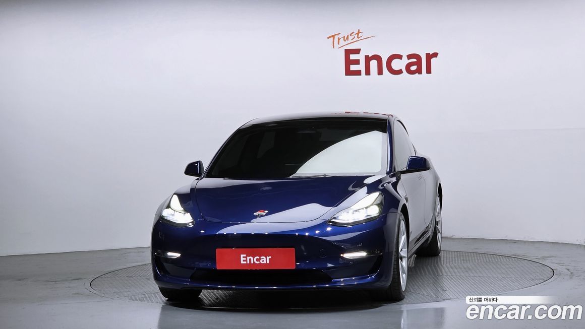 Tesla Model 3 2022