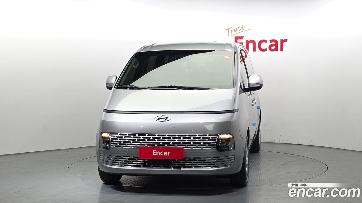 Hyundai Staria 2023
