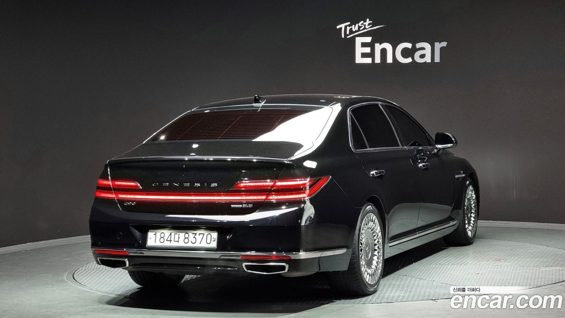 Genesis G90 2020
