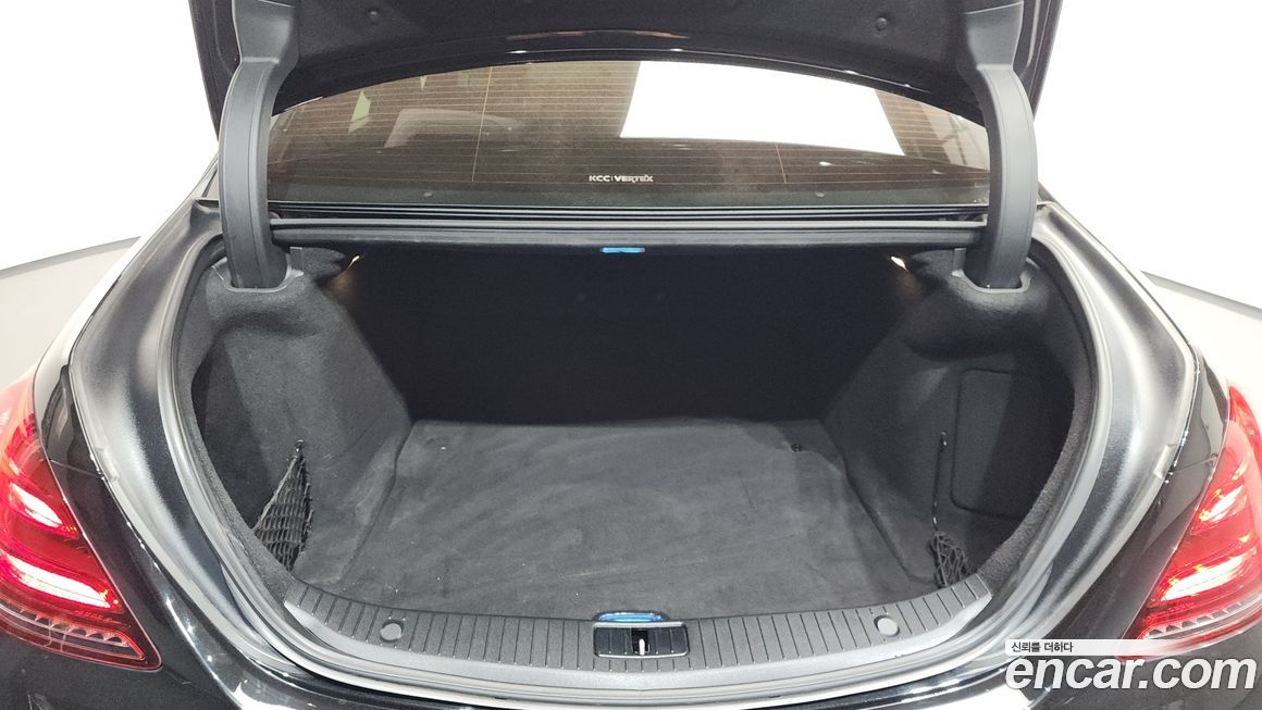 Mercedes-Benz S-Class 2019