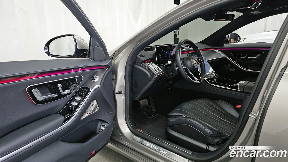 Mercedes-Benz S-Class 2021