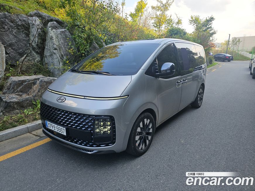 Hyundai Staria 2025