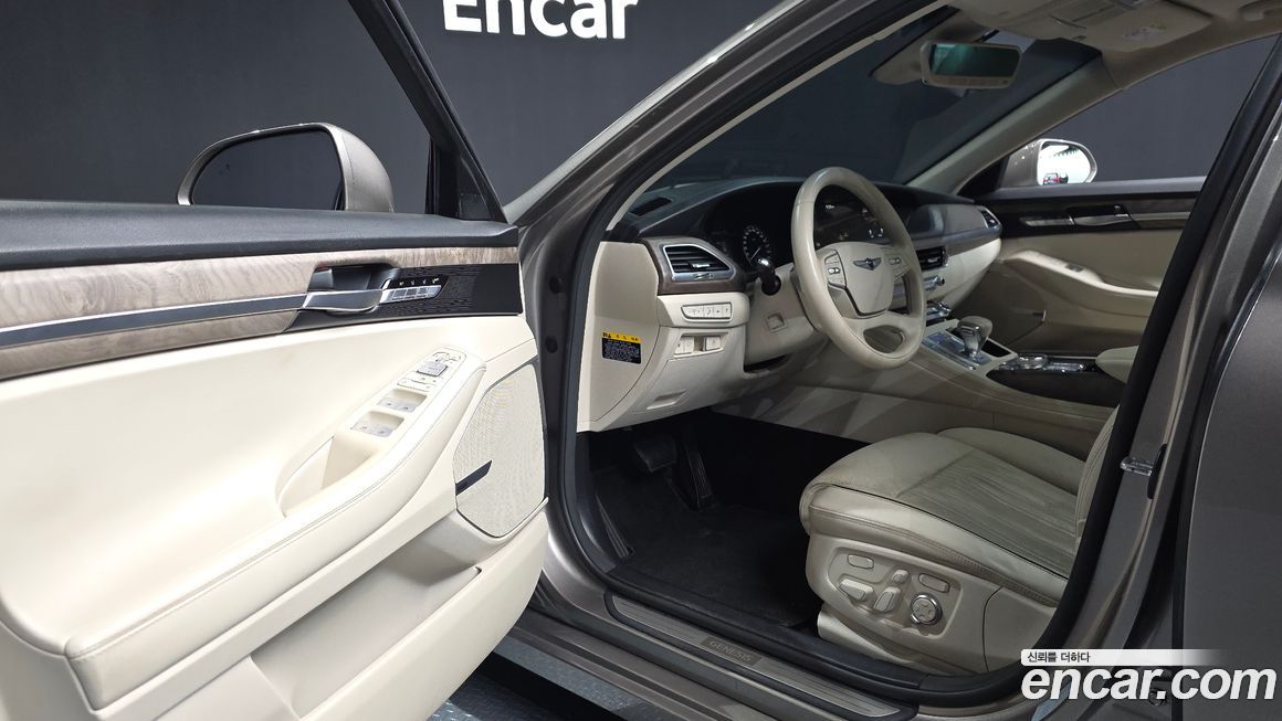 Genesis G90 2021
