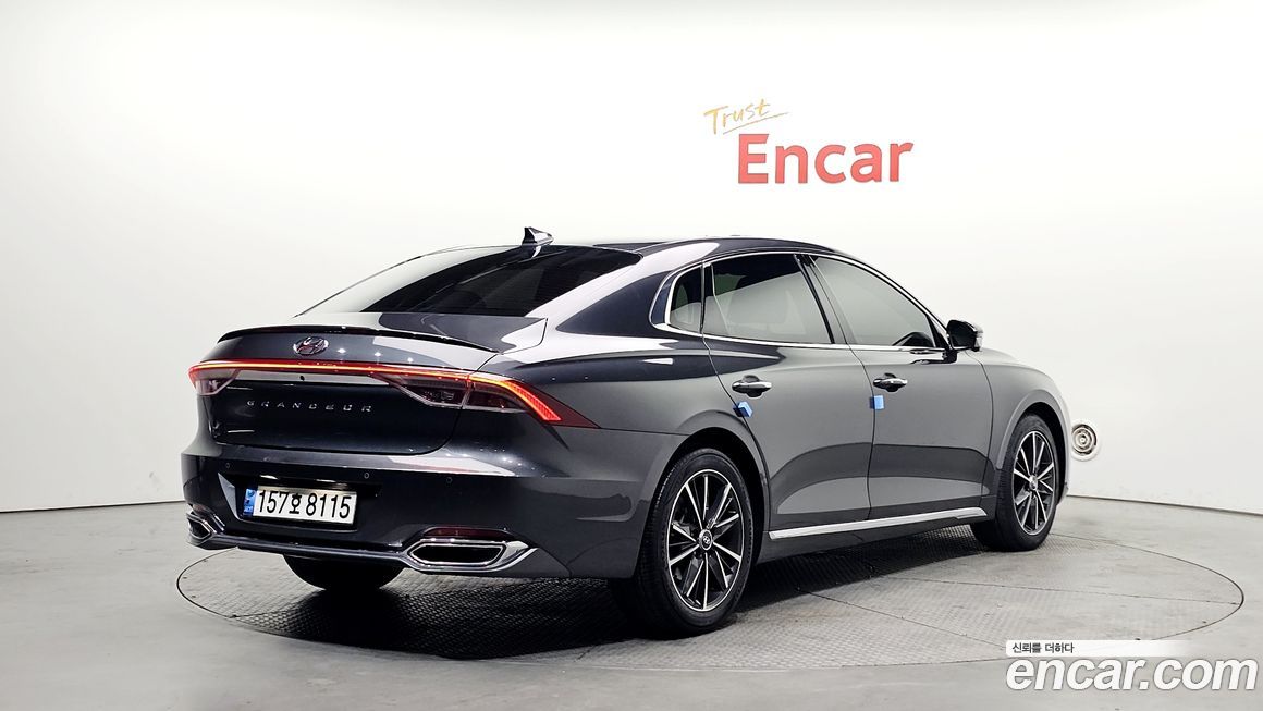 Hyundai Grandeur 2022