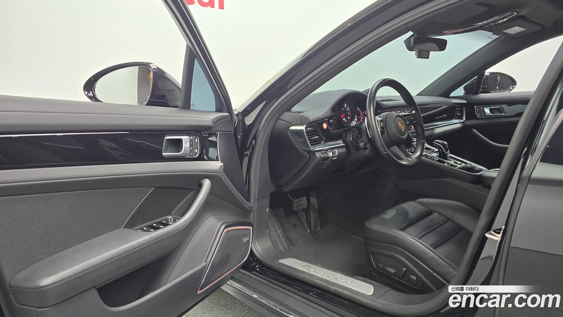 Porsche Panamera 2022