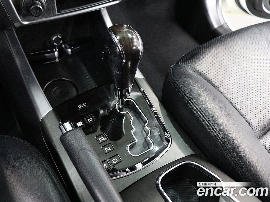 KG_Mobility_Ssangyong KORANDO 2015