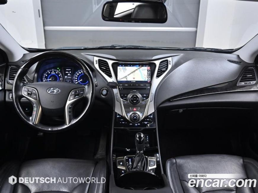 Hyundai Grandeur 2012