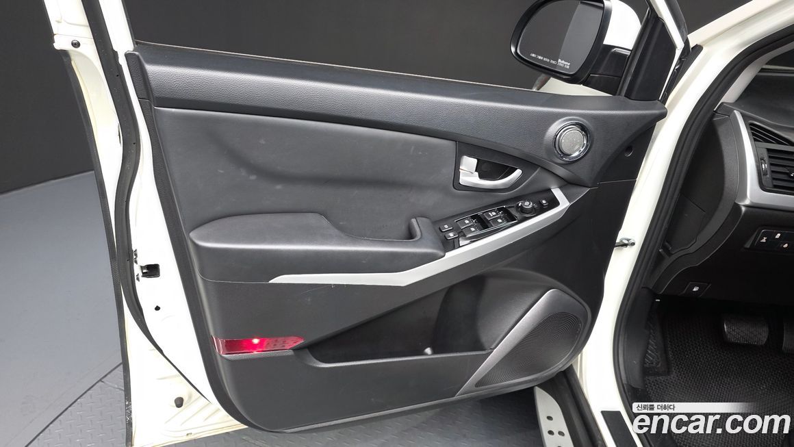 KG_Mobility_Ssangyong KORANDO 2015