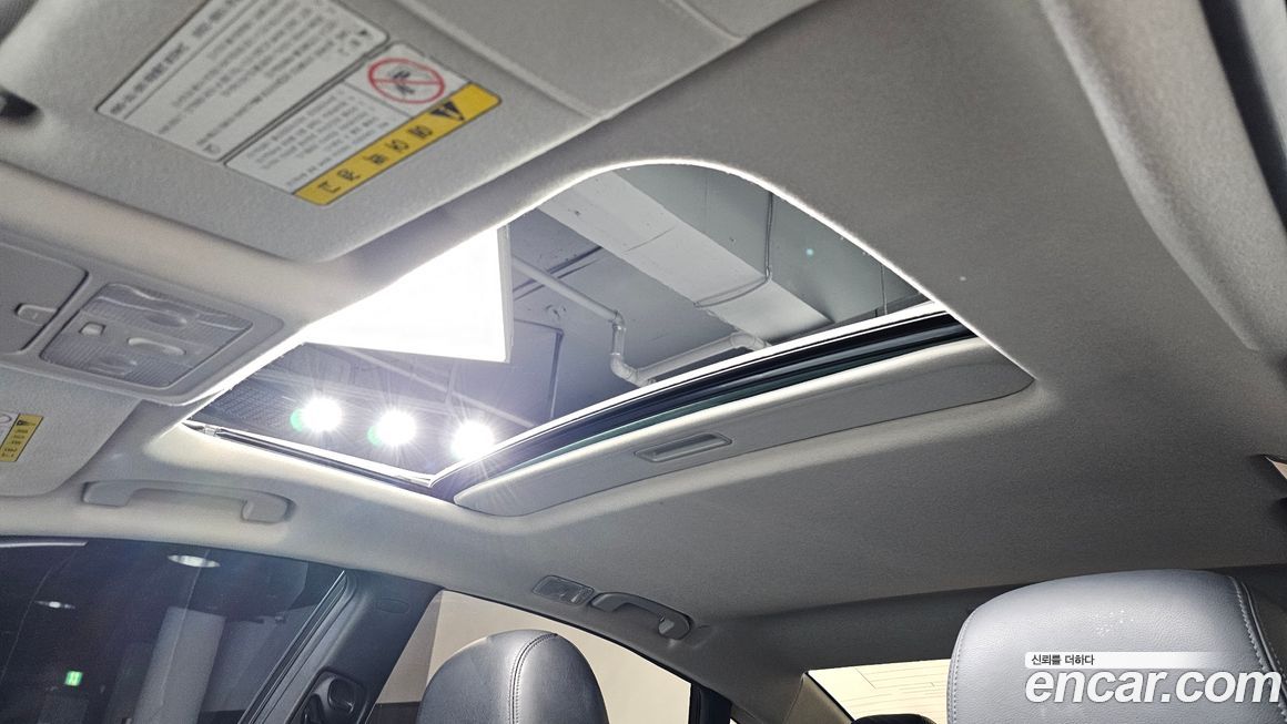 Renault-KoreaSamsung SM7 2011