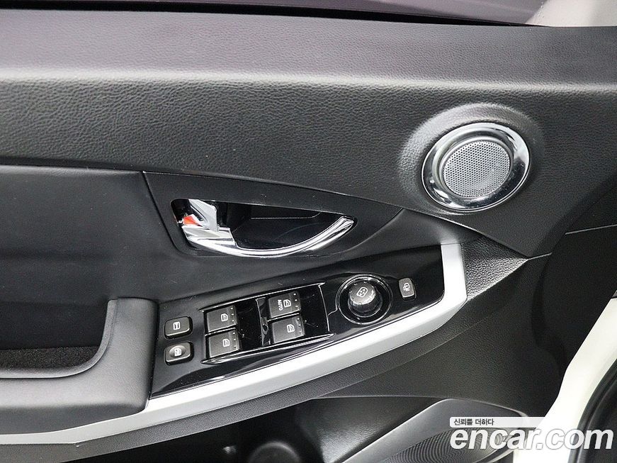 KG_Mobility_Ssangyong KORANDO 2015