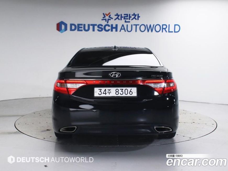 Hyundai Grandeur 2012