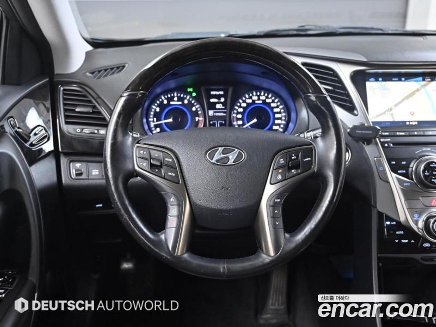 Hyundai Grandeur 2012