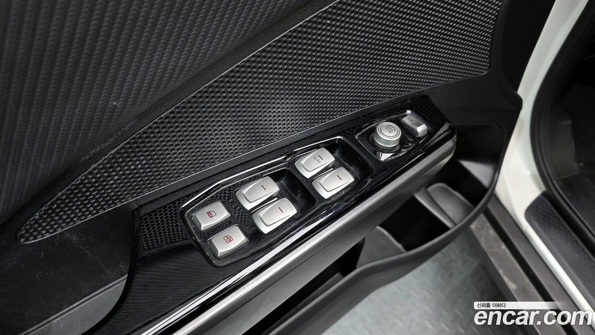 KG_Mobility_Ssangyong TIBOLI 2017