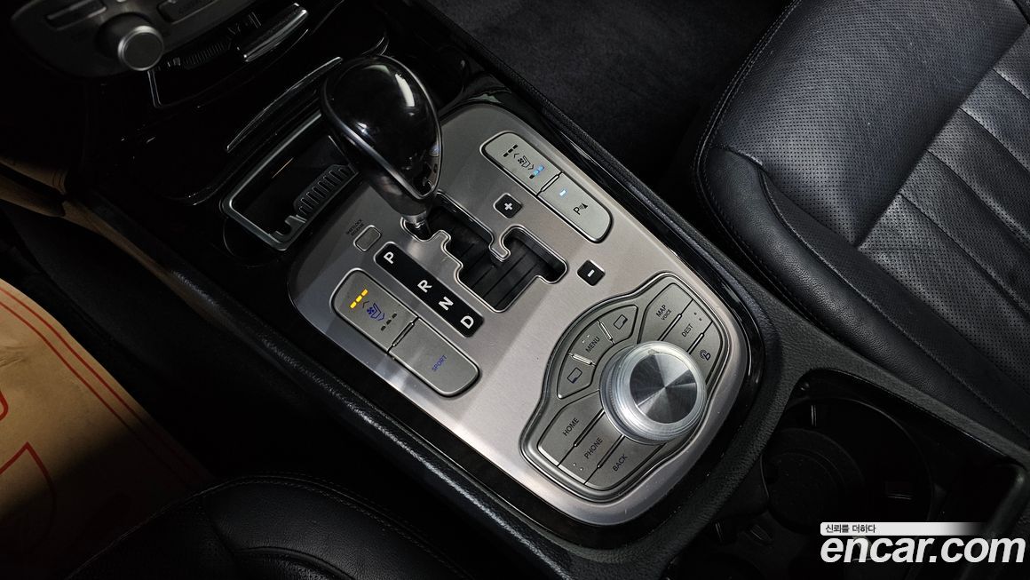 Hyundai Genesis 2013