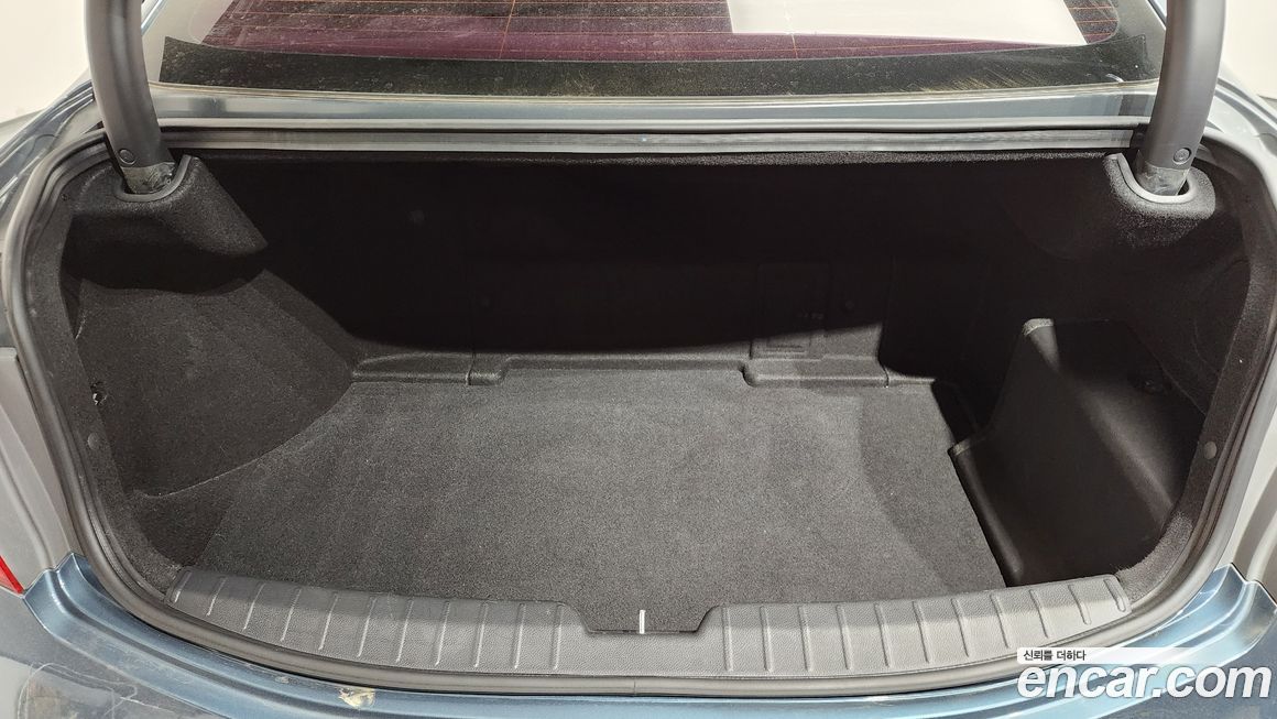 Hyundai Grandeur 2015