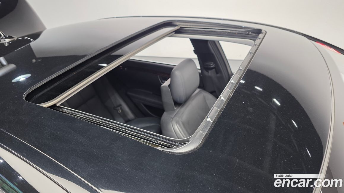 Mercedes-Benz S-Class 2008