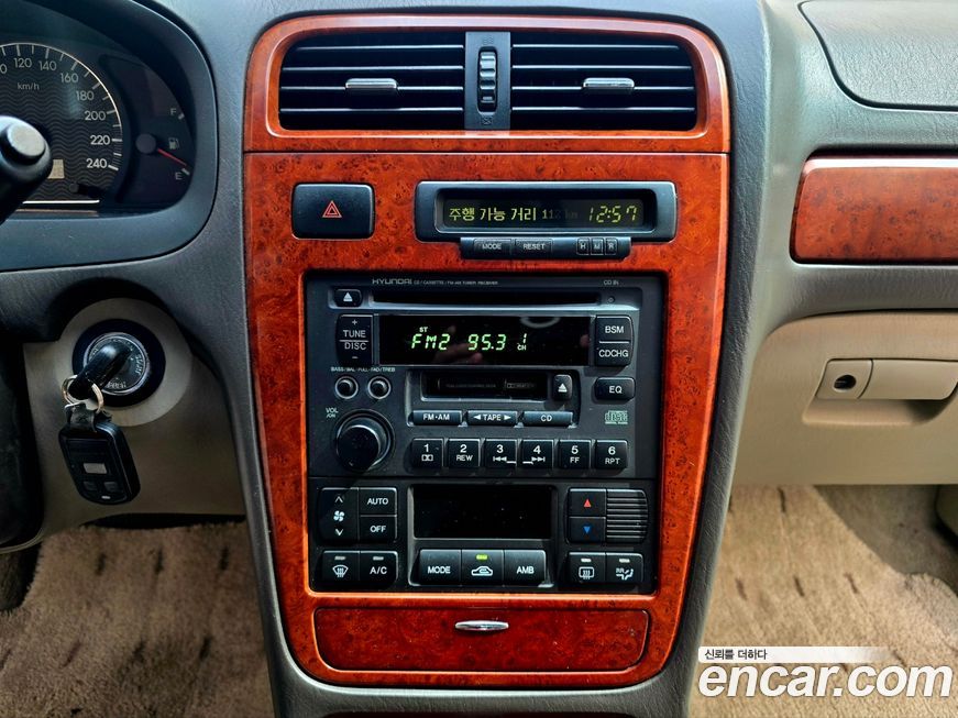 Hyundai Grandeur 2000