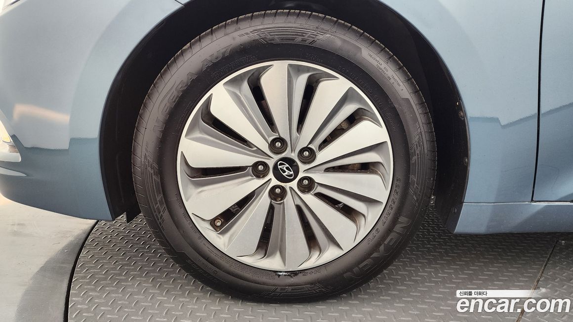 Hyundai Grandeur 2015