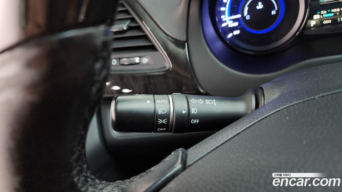 Hyundai Grandeur 2015