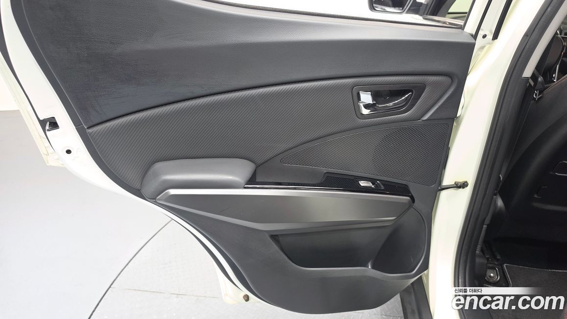 KG_Mobility_Ssangyong TIBOLI 2017