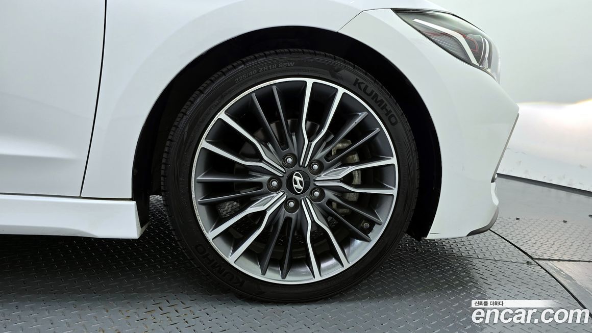 Hyundai AVANTE 2017