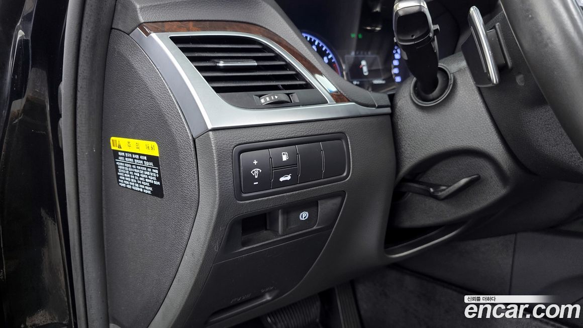 Hyundai Genesis 2016