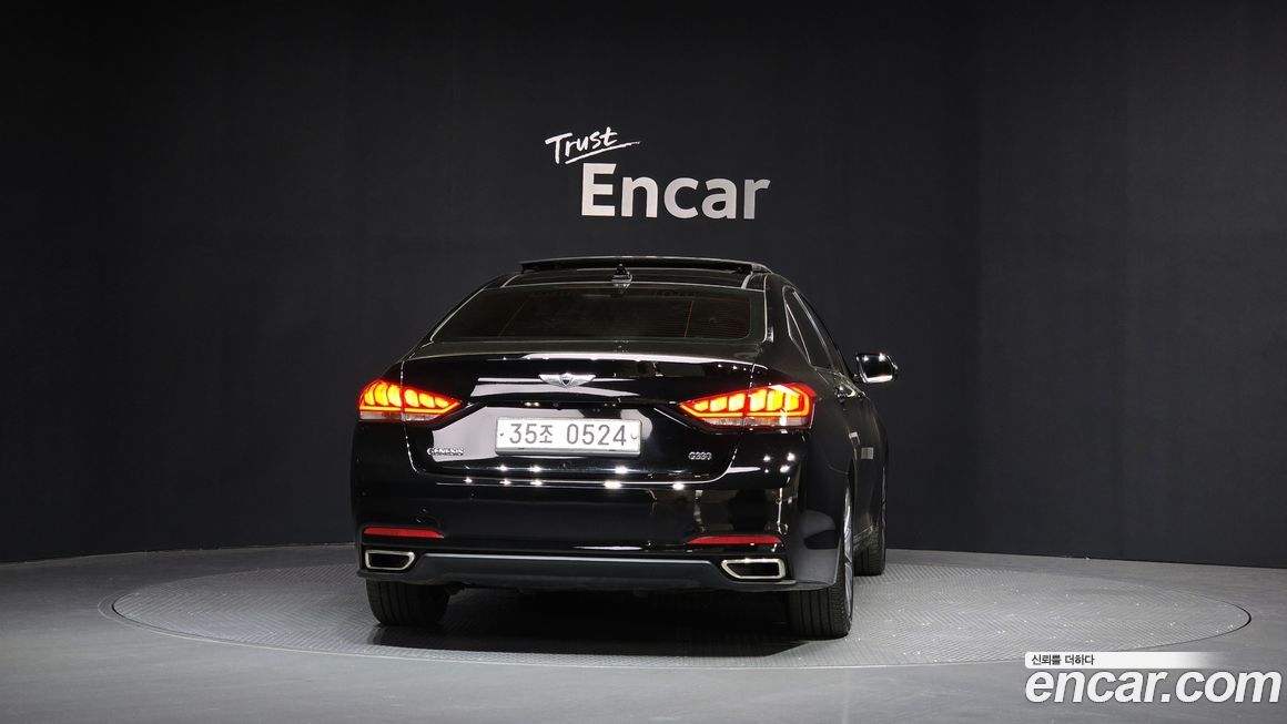 Hyundai Genesis 2016