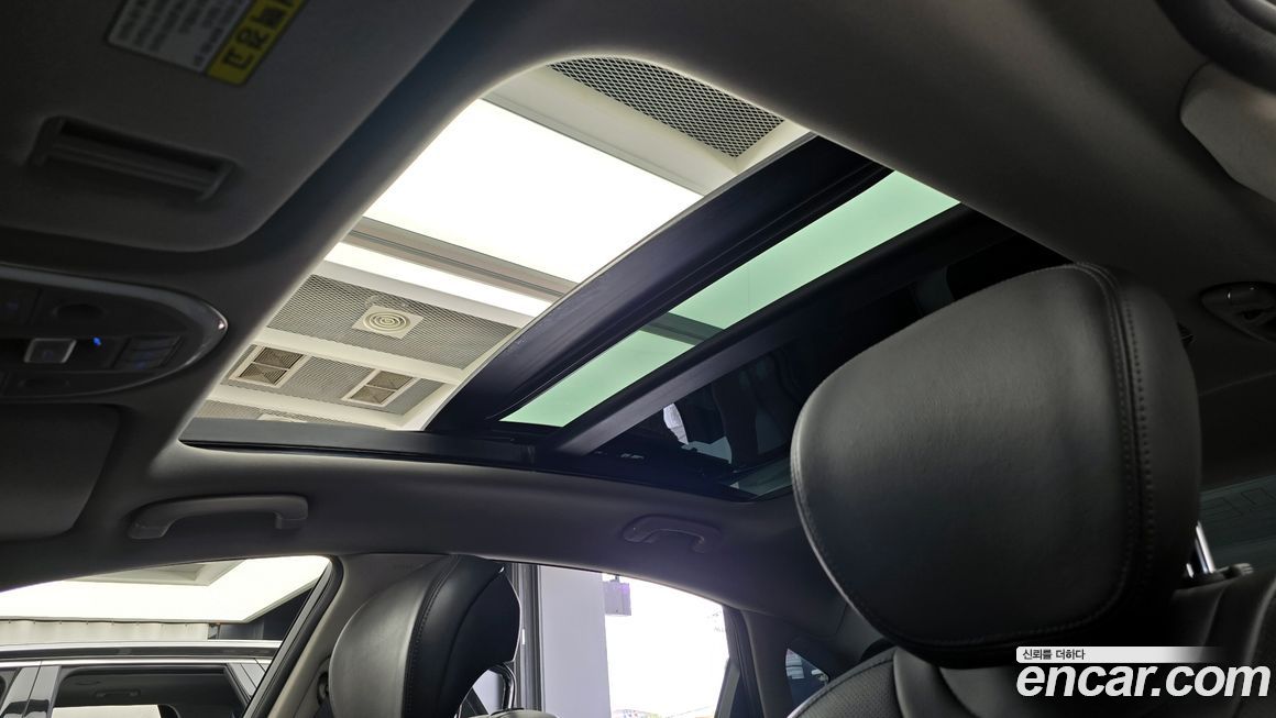 Hyundai Genesis 2016