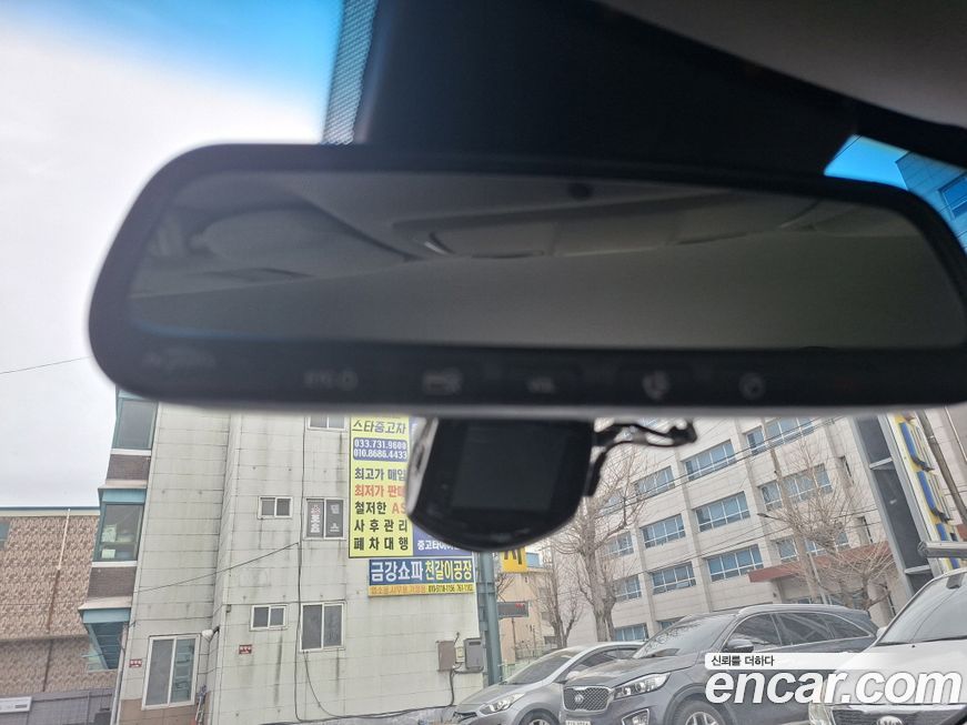 Hyundai Genesis 2015