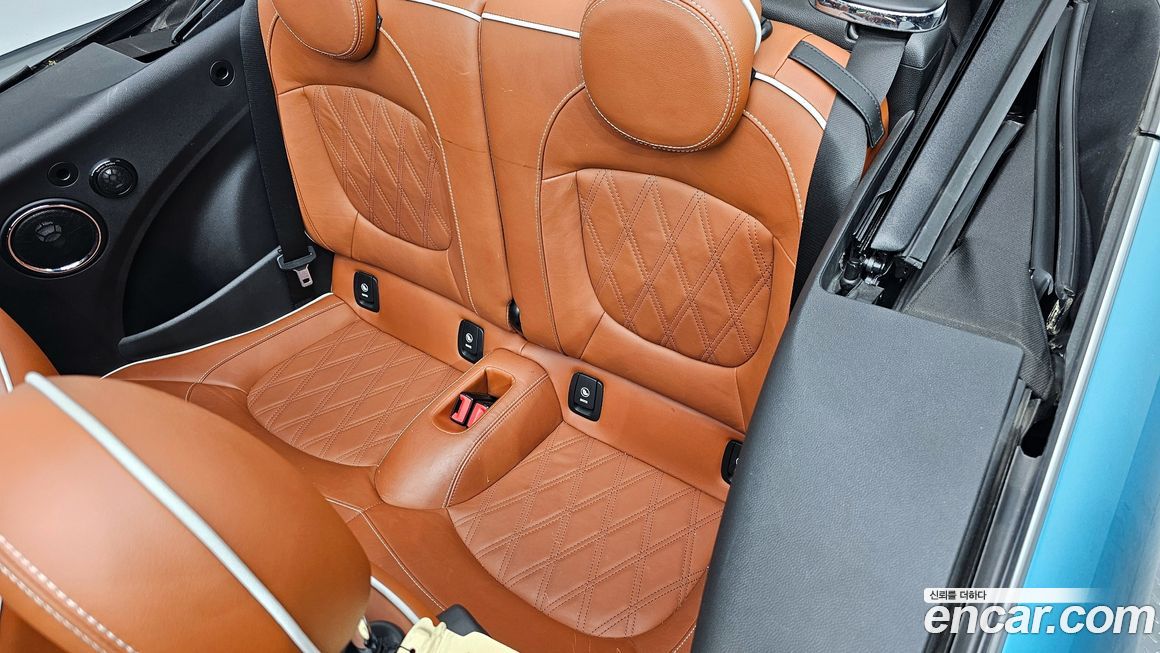 Mini Cooper Convertible 2018