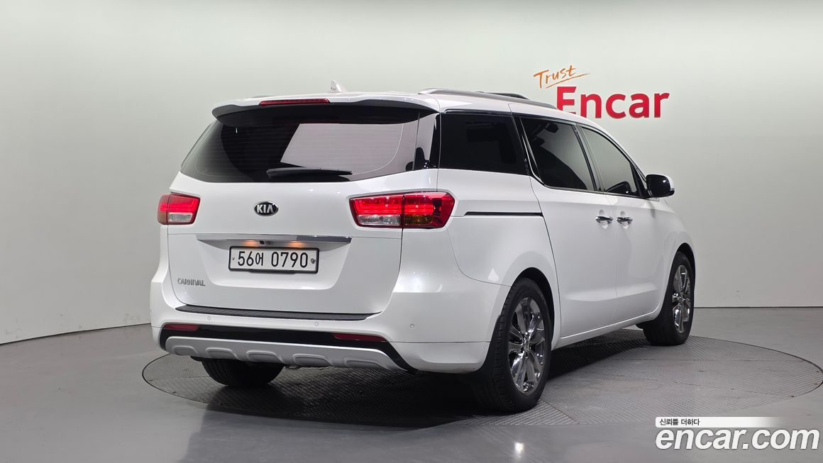 Kia Canival 2016