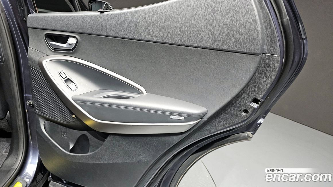 Hyundai Santafe 2016