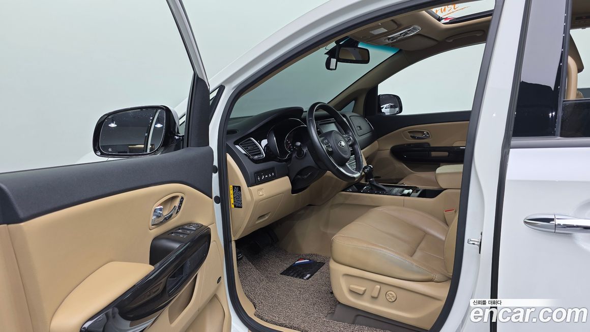 Kia Canival 2016