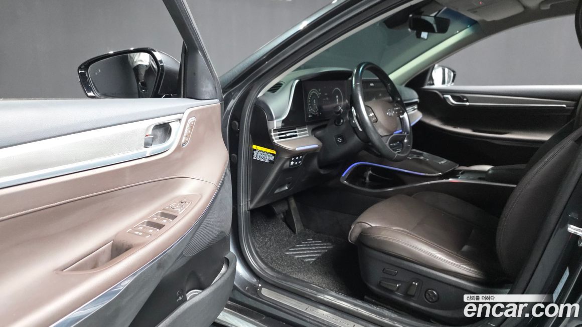 Hyundai Grandeur 2020