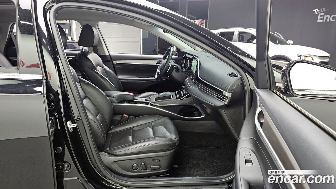 Hyundai Grandeur 2020