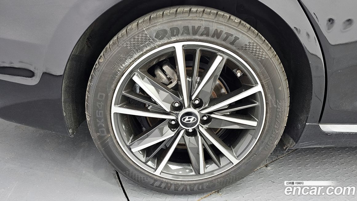 Hyundai Grandeur 2020