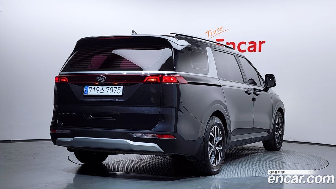 Kia Canival 2021